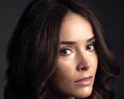 WHAT IS THE ZODIAC SIGN OF ABIGAIL SPENCER?